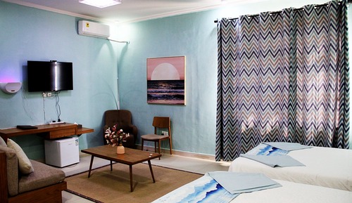 Family Twin Room