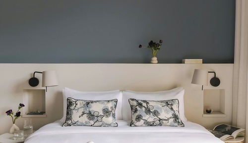 Room, 1 Queen Bed with Sofa bed