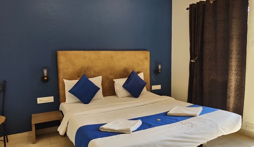 Deluxe Room, 1 Double Bed, Courtyard Area