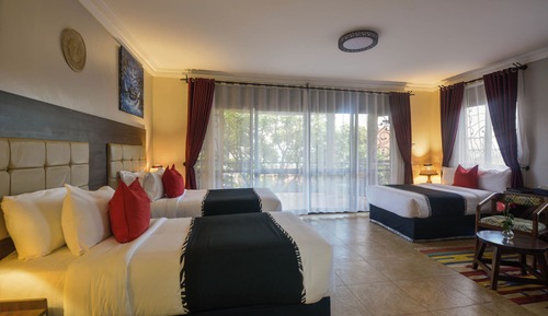 Deluxe Triple Room