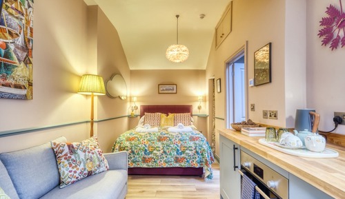 Basic Apartment, Ensuite