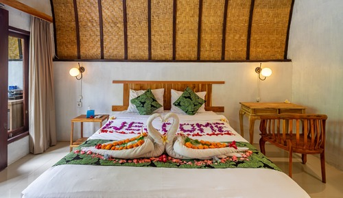 Deluxe Bungalow, 1 Queen Bed, Kitchenette
