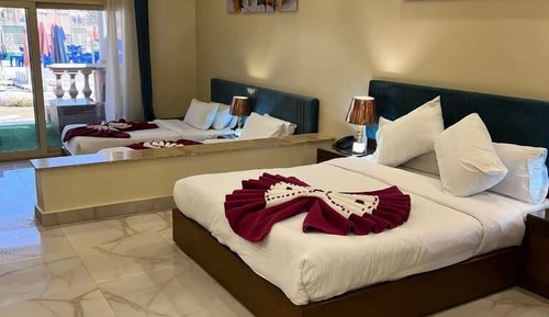 Deluxe Room with Pool View