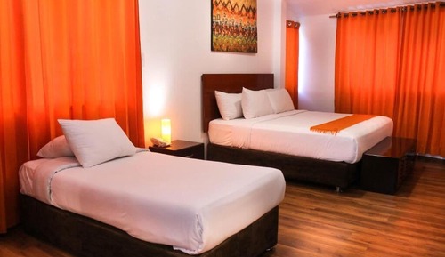 Comfort Room, Multiple Beds
