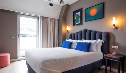 Large Studio, Kitchenette, Terrace
