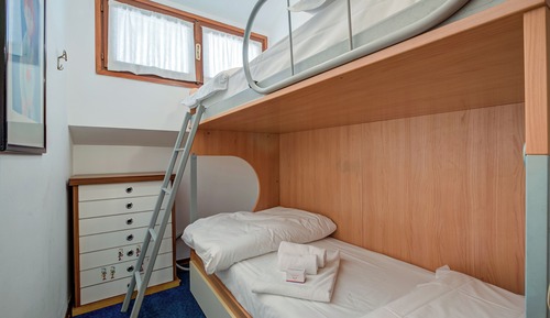 Family Apartment, 1 Bedroom (The Secret Garden)