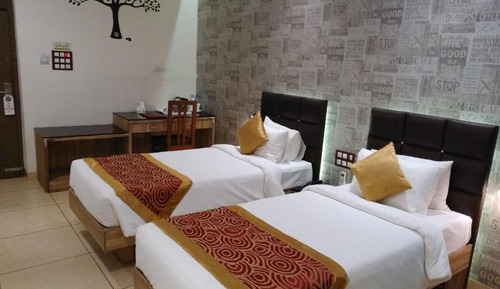 Merlin Oriental Suite