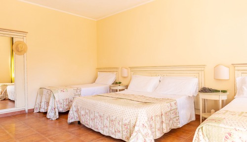 Comfort Quadruple Room