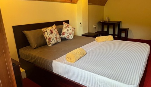 Luxury Triple Room, Garden View