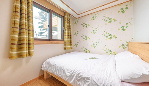 Basic Room, 2 Bedrooms (201)