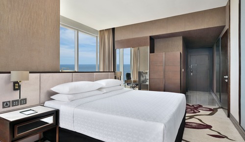 Premier Room, 1 King Bed, Non Smoking, Ocean View
