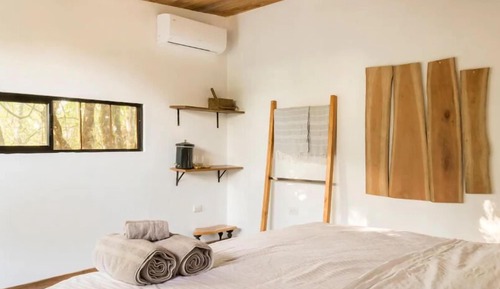 THE LOFT