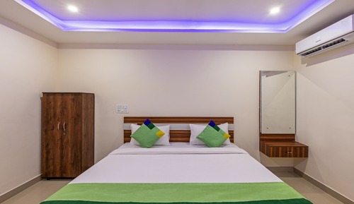 Standard Room with Working Desk