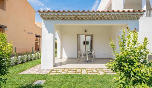 Family Room, Garden View, Ground Floor