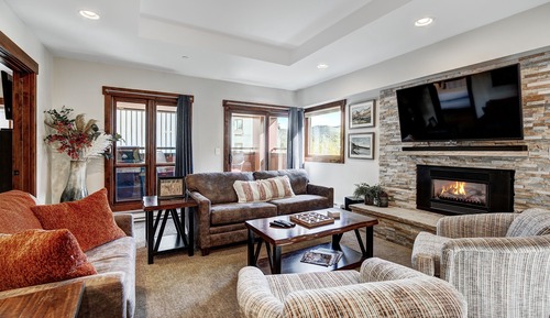 Condo, 2 Bedrooms