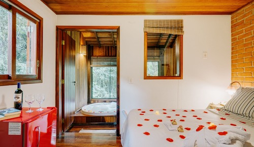 Honeymoon Cabin