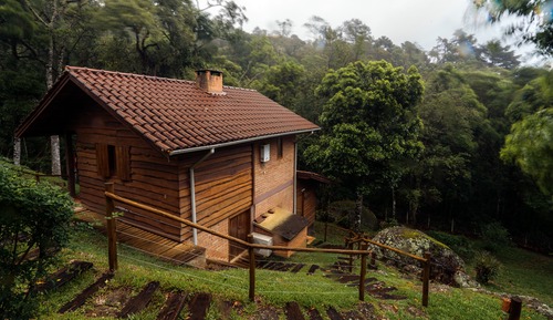 Honeymoon Cabin