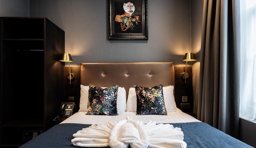 Classic Double Room