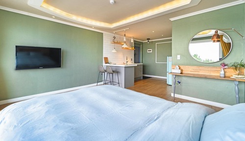 Basic Room, 1 Bedroom (Lemon Mint 301 (Ocean View))