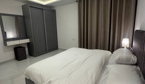 Apartment, 2 Bedrooms, City View