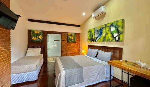 Traditional Suite