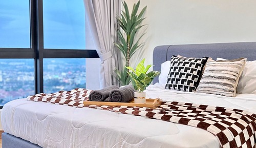 Design Apartment, 2 Bedrooms, Accessible, Mountain View