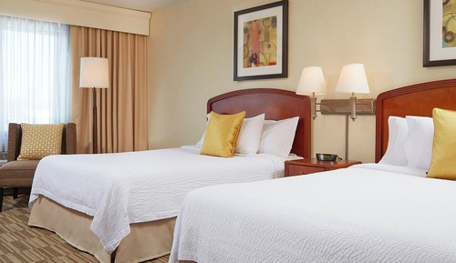 Room, 2 Queen Beds (Mobility/Hearing Accessible, Tub)