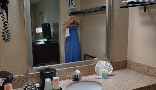 Standard Room, 2 Queen Beds, Non Smoking