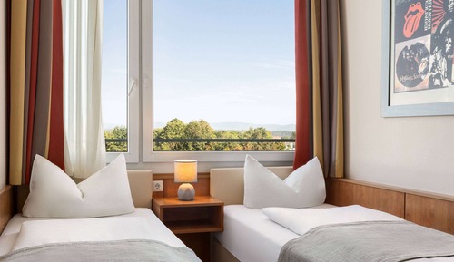 Comfort Twin Room