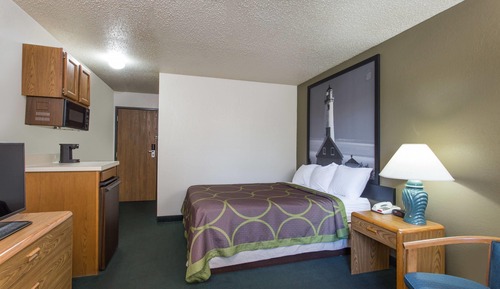 Deluxe Room, 1 Queen Bed, Non Smoking