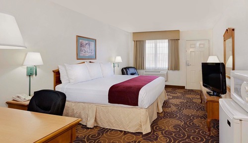 Room, 1 King Bed, Accessible