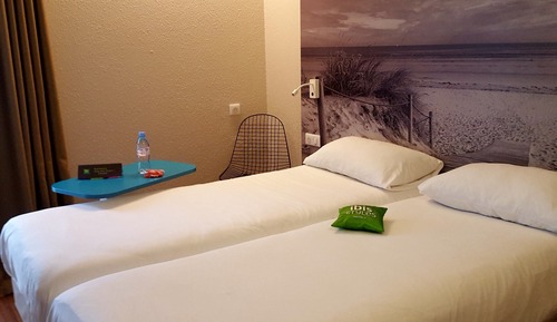 Standard Room, 2 Twin Beds
