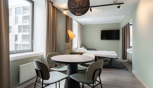 Family Room (Standard)