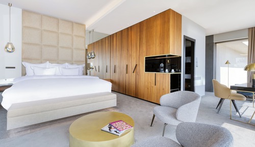 Panoramic Suite