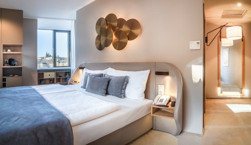 Deluxe Double or Twin Room (Castle View)