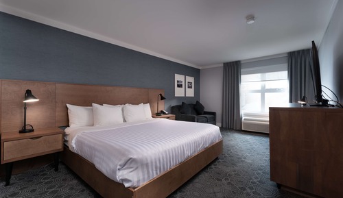 Suite, Multiple Beds, Non Smoking (Living Room;with Single Sofabed)