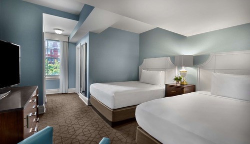 Deluxe Room, 2 Queen Beds (Chase)