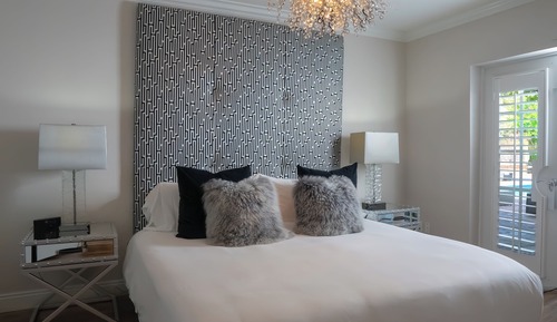 Basic Room, 1 King Bed, Concierge Service, Garden View