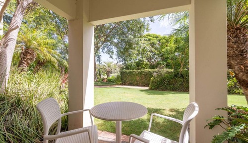 Gardenview Queen Room