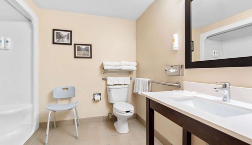 Suite, Multiple Beds, Accessible, Non Smoking