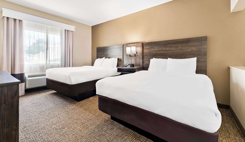Suite, 2 Queen Beds, Non Smoking
