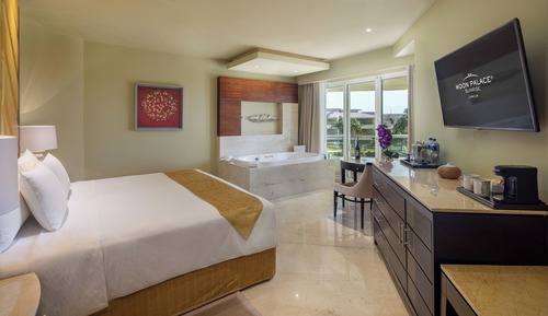 Superior Deluxe Garden View - Book 5 nights, Get 3 Free nights at Punta Cana