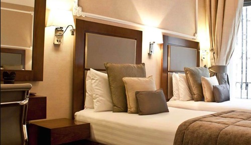 Superior Twin Room
