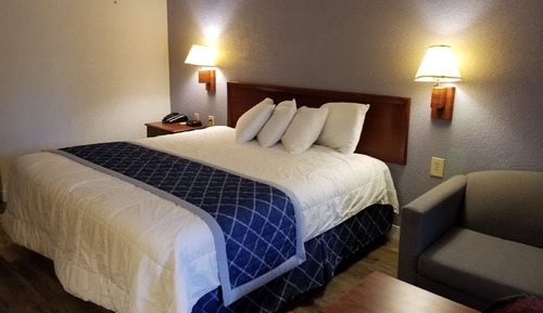 Standard, One King Bed