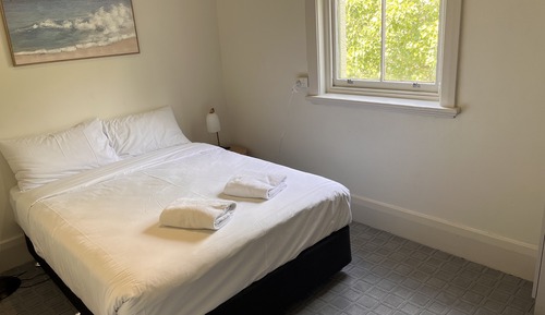 6 Bedroom Apartment
