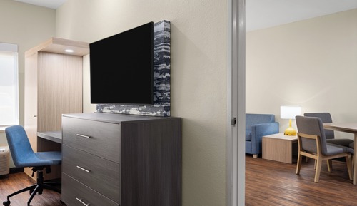 Suite, 1 King Bed