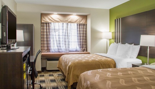 Suite, 2 Queen Beds, Non Smoking