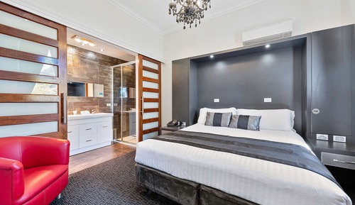 Apartment, 1 King Bed, Non Smoking