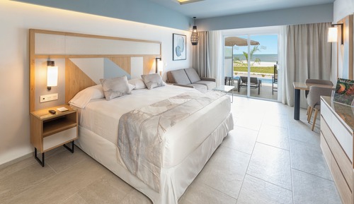 Double Room (Swim-Up - Adults Only, B2C-US)