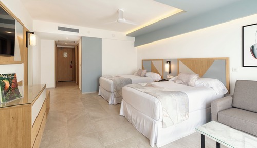 Double Room, 2 Bedrooms, Oceanfront (U)